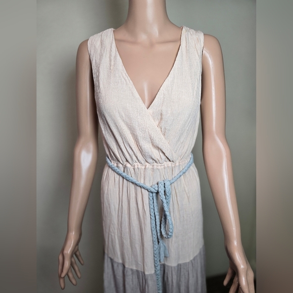 FLYING TOMATO Sz XS Beige Color Block Crinkle Gauze Ruffle Tier Maxi Dress Boho - Picture 14 of 14